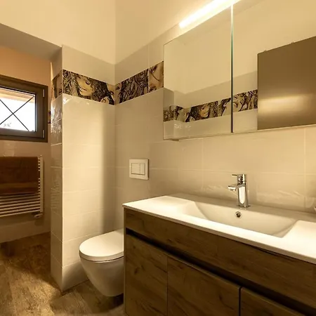 Casa Renta * Metaxáta