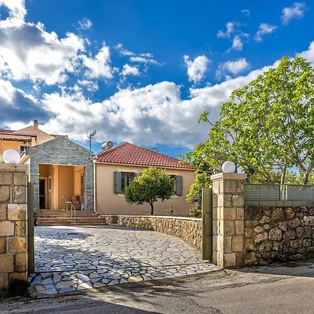 Vila Casa Renta